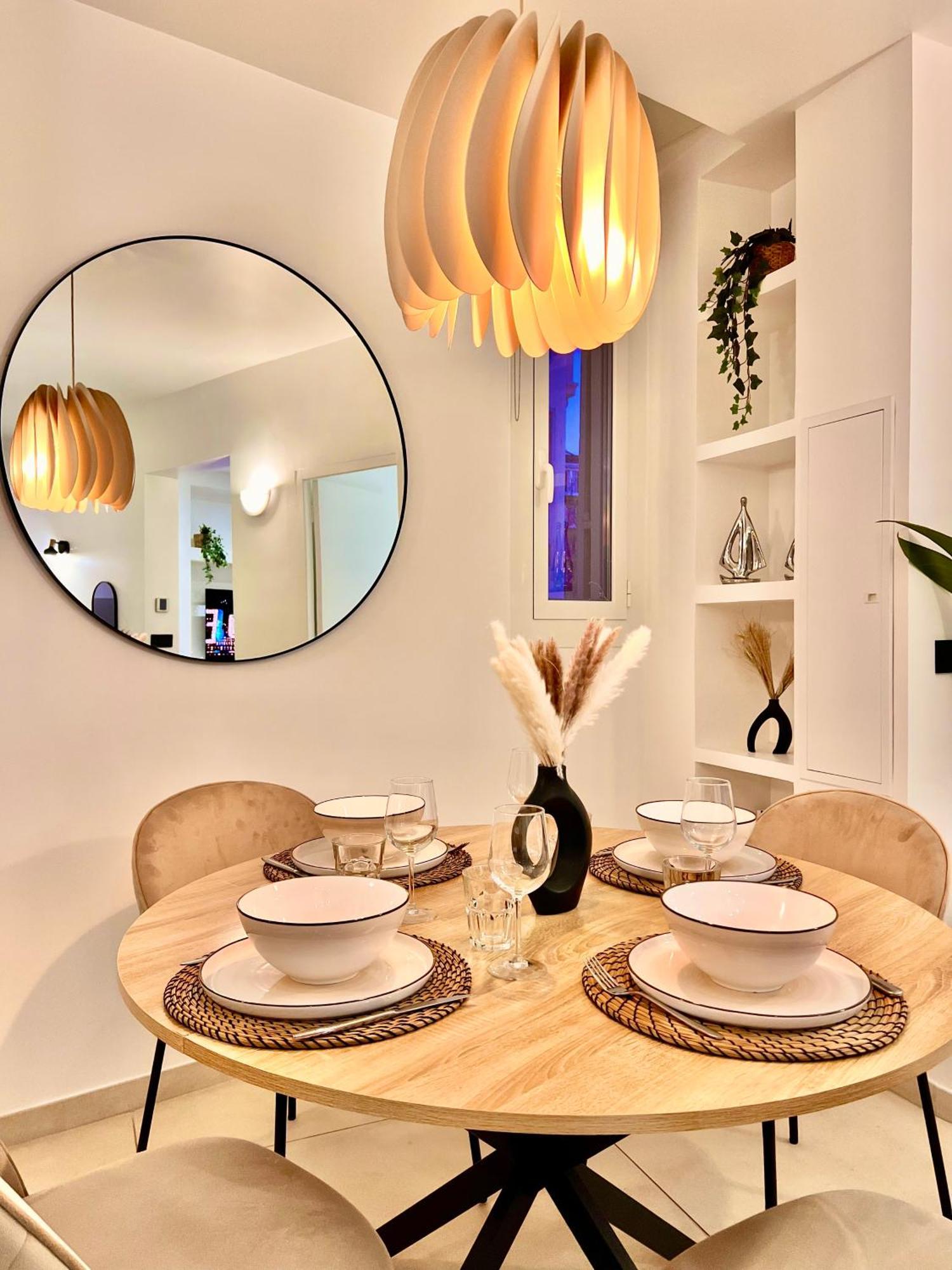אפרטהוטל ניס Liberation Center - Private Balcony - 24&7 Reception - Luggage Storage מראה חיצוני תמונה